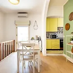 Casa Mistral